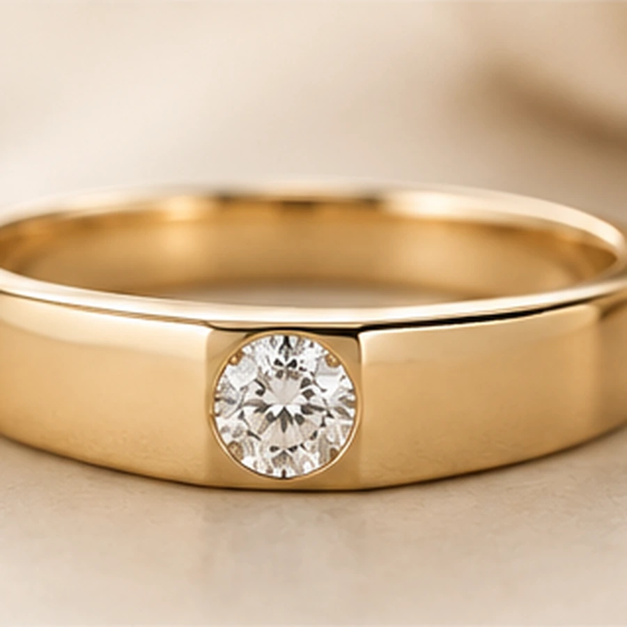 Diamond ring detail